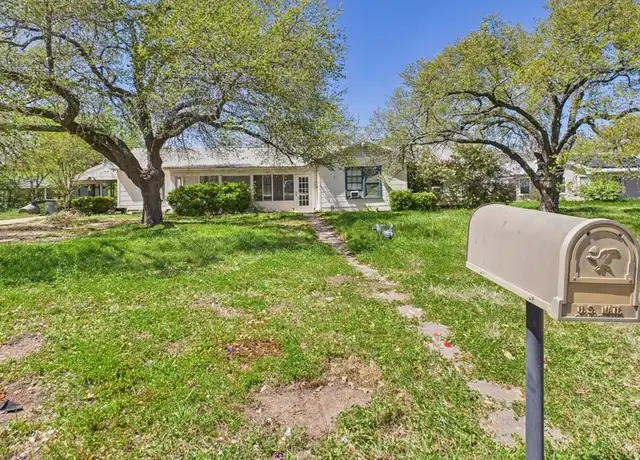 Property at 722 Garden Acres Blvd, Bryan, TX, 77802, 3 beds, 2 baths, [object Object]