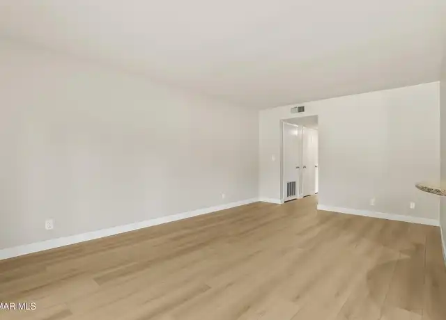 Property at 1138 Landsburn Cir, Westlake Village, CA, 91361, 2 beds, 1 bath, [object Object]