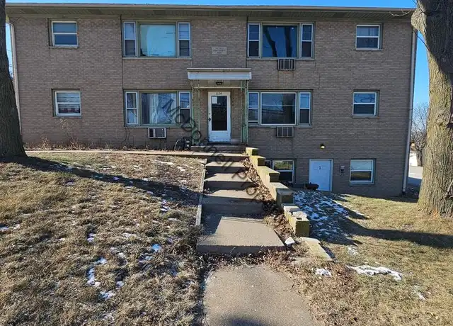 Property at 1124 W 4th St #6, Sterling, IL, 61081, 1 bed, 1 bath, [object Object]