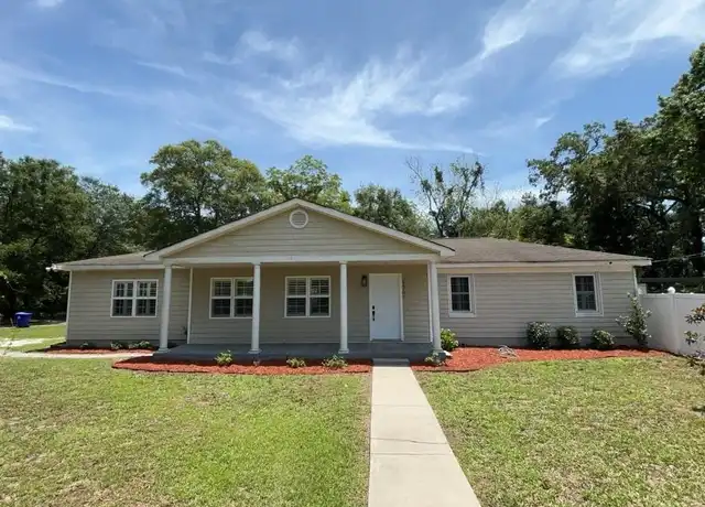 Property at 1367 Fort Johnson Rd, Charleston, SC, 29412, 4 beds, 2 baths, [object Object]