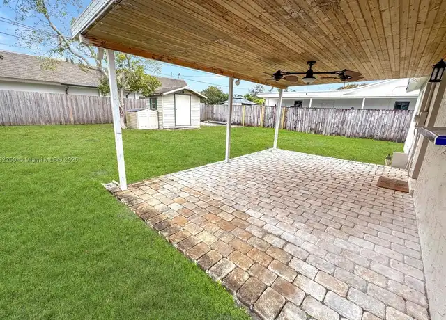 Property at 2631 N 72nd Way, Hollywood, FL, 33024, 2 beds, 2 baths, [object Object]