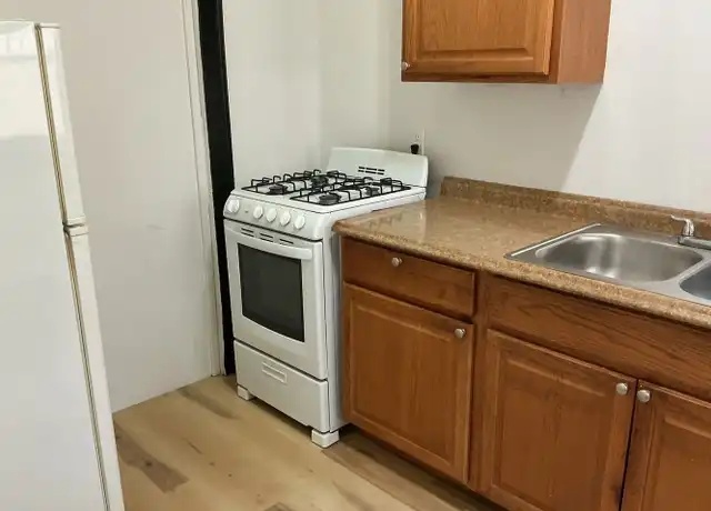 Property at 915 N 24th St Unit 13, Milwaukee, WI, 53233, 0 beds, 1 bath, [object Object]