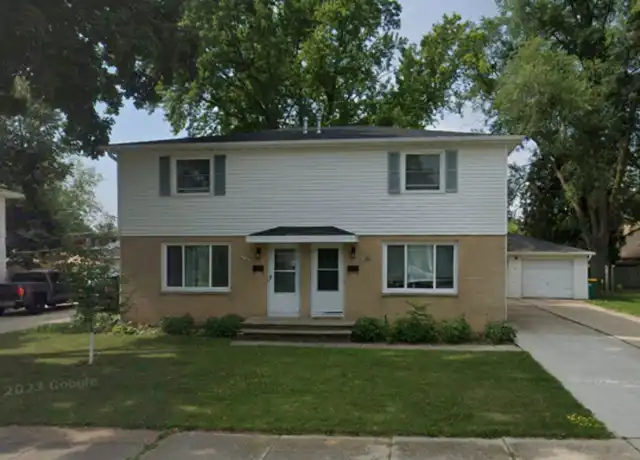 Property at 1540 Charles St, Green Bay, WI, 54302, 2 beds, 1.5 baths, [object Object]