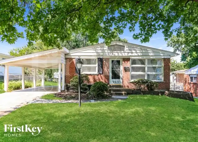 Property at 945 S Lafayette St, Florissant, MO, 63031, 3 beds, 2 baths, [object Object]