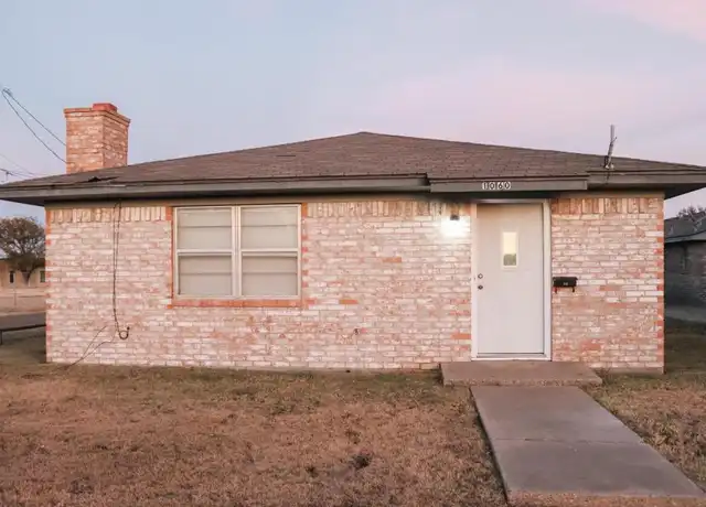 Property at 1060 N Wells St, Pampa, TX, 79065, 2 beds, 1 bath, [object Object]