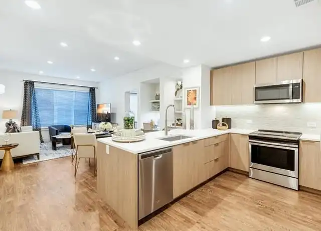 Property at 811 Buffalo Park Dr, Houston, TX, 77019, 1 bed, 1 bath, [object Object]