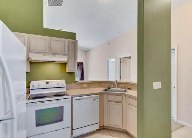 Property at 19 Wood Ash Ln, Palm Coast, FL, 32164, 3 beds, 2 baths, [object Object]