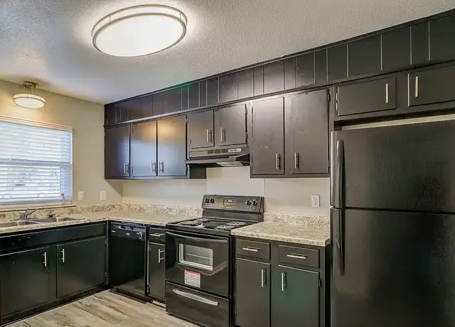 Property at Savan Pointe Townhomes East and West - 210 Tibet Ave, Savannah, GA, 31406, 2-3 beds, 1.5-2.5 baths, Contact for Price