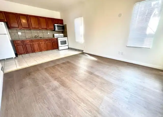 Property at 1252 E 25th St Unit 1252, Los Angeles, CA, 90011, 3 beds, 1 bath, [object Object]