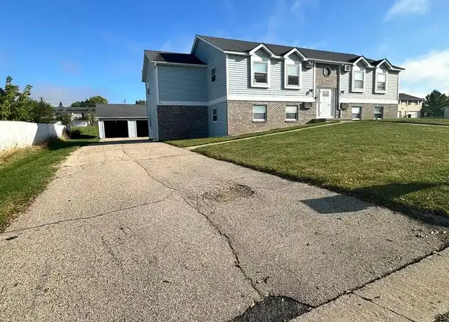 Property at 302 W Garfield St Unit 306, Mt Horeb, WI, 53572, 3 beds, 1 bath, [object Object]