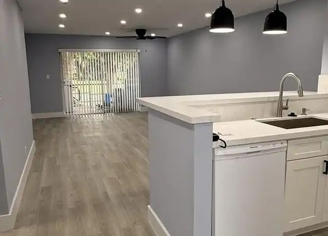Property at 9374 SW 3rd St, Boca Raton, FL, 33428, 2 beds, 2 baths, [object Object]