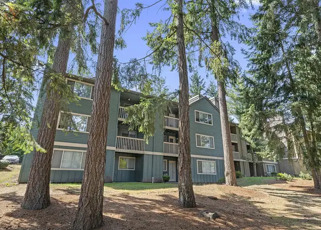 Photo of 125 SW Campus Dr, Federal Way, WA 98023
