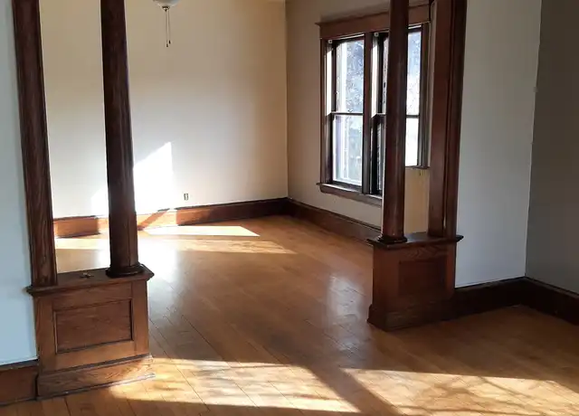 Property at 15 Barton Ave SE Unit 4, Minneapolis, MN, 55414, 2 beds, 1 bath, [object Object]