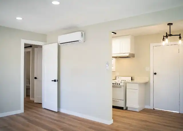 Property at 4155 Elm Ave Unit B, Long Beach, CA, 90807, 1 bed, 1 bath, [object Object]