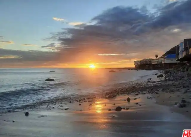 Property at 20638 E Pacific Coast Hwy #7, Malibu, CA, 90265, 1 bed, 1 bath, [object Object]