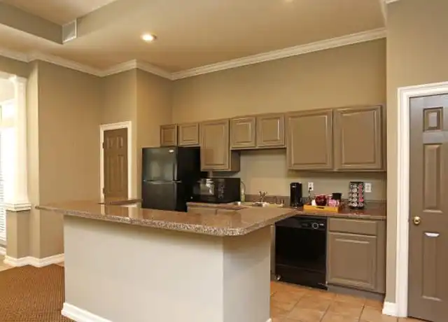 Property at 700 E Ash Ln Unit 1026, Euless, TX, 76039, 1 bed, 1 bath, [object Object]