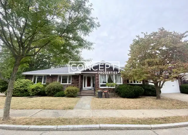 Property at 20 Mossdale Rd Unit 20, Jamaica Plain, MA, 02130, 6 beds, 3.5 baths, [object Object]