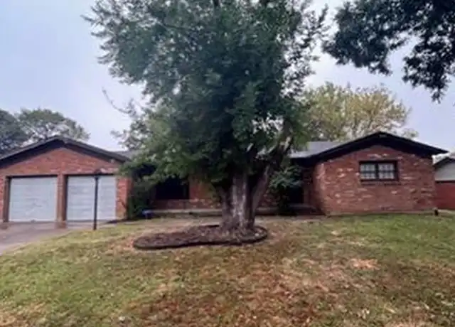 Property at 3105 Phoenix Dr, Fort Worth, TX, 76116, 3 beds, 2 baths, [object Object]