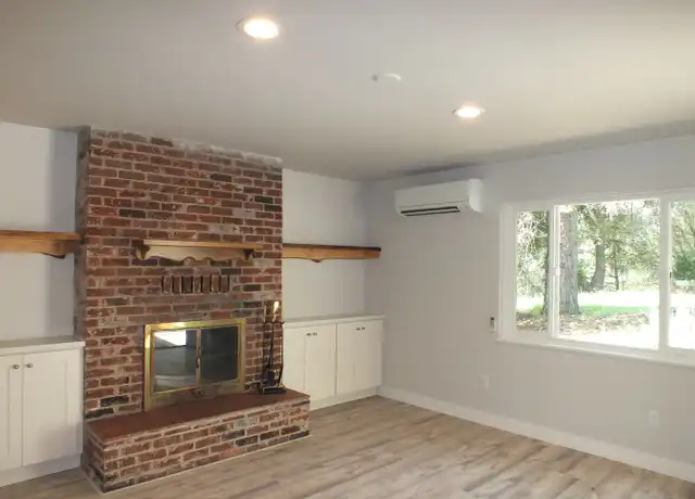 Property at 991 Thompson Way, Placerville, CA, 95667, 1 bed, 1 bath, [object Object]
