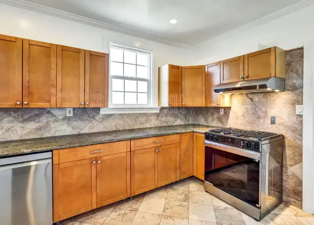 Property at 840 36th Ave, Oakland, CA, 94601, 2 beds, 1 bath, [object Object]