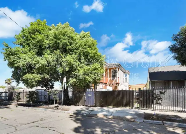 Property at 840 36th Ave, Oakland, CA, 94601, 2 beds, 1 bath, [object Object]