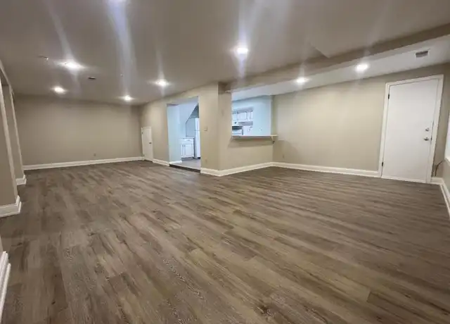 Property at 1320 Barret Ave Unit 5, Louisville, KY, 40204, 2 beds, 1 bath, [object Object]