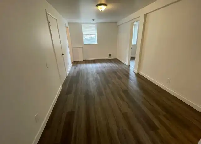 Property at 1733 W Tenth Ave Unit 7, Spokane, WA, 99204, 2 beds, 1 bath, [object Object]