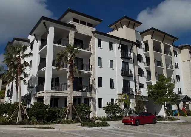Property at 1035 3rd Ave S #303, Naples, FL, 34102, 2 beds, 2 baths, [object Object]
