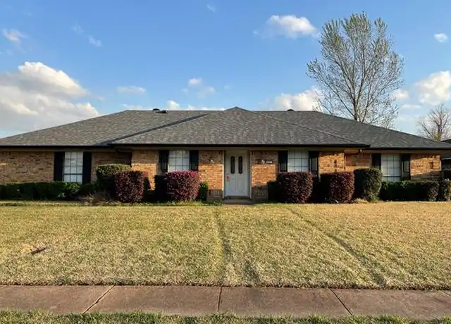Property at 412 Post Oak St, Bossier City, LA, 71111, 4 beds, 2 baths, [object Object]