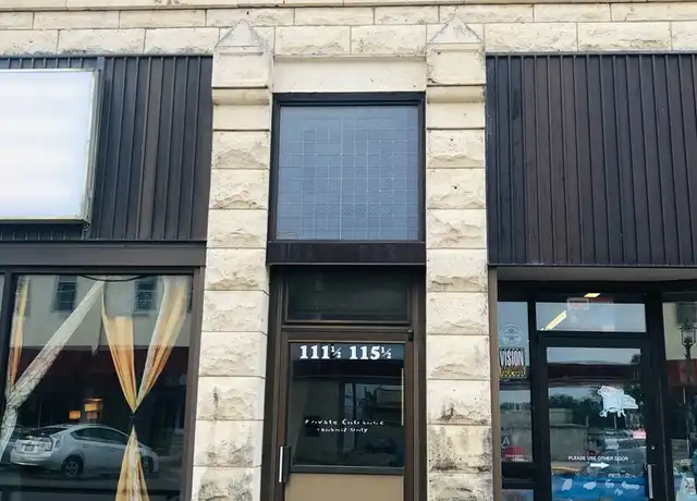 Property at 111 1/2 W 7th St Apt 4, Junction City, KS, 66441, 1 bed, 1 bath, [object Object]