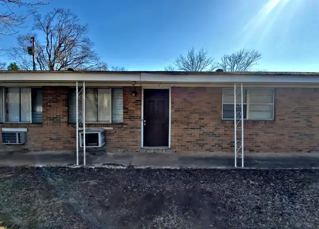 Property at 4510 Foster Ave SW Unit 2, Huntsville, AL, 35805, 2 beds, 1 bath, [object Object]