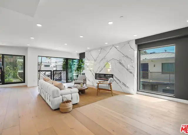 Property at 715 N Alfred St Unit 5, West Hollywood, CA, 90069, 1 bed, 1.5 baths, [object Object]