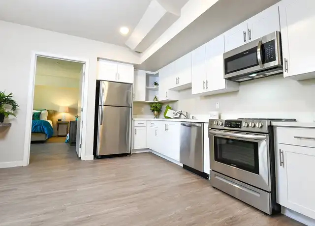 Property at 710 Breeze Hill Rd, Vista, CA, 92081, 1-2 bed, 1-2 bath, [object Object]