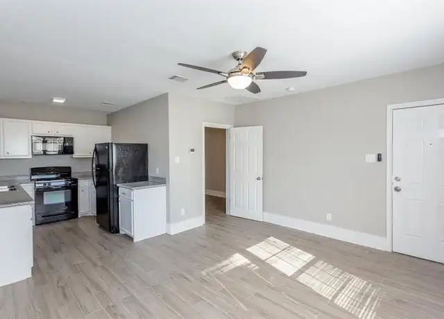 Property at 211 N Milby St Unit 3, Houston, TX, 77003, 1 bed, 1 bath, [object Object]