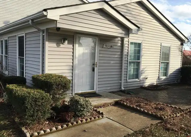 Property at 28302 Raleigh Crescent Dr, New Baltimore, MI, 48051, 2 beds, 1 bath, [object Object]
