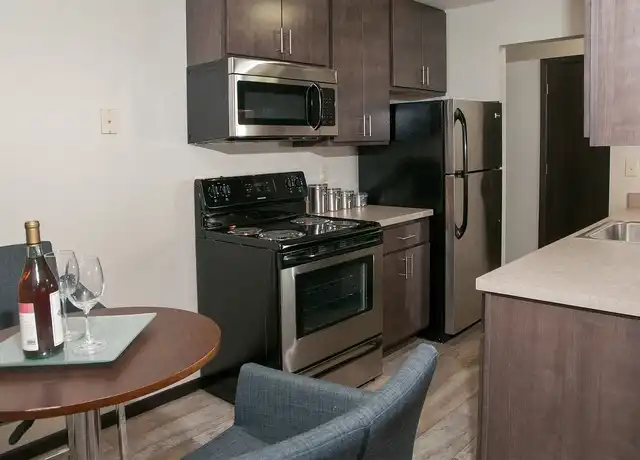 Property at Hamline Pointe Apartments - 1125 Hamline Ave N, St Paul, MN, 55108, 1 bed, 1 bath, [object Object]