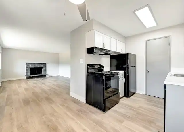Property at The Thomas - 7823 Pacific Ave, Tacoma, WA, 98408, 1 bed, 1 bath, [object Object]