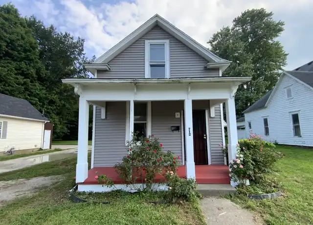 Property at 712 Commercial St, Danville, IL, 61832, 3 beds, 1 bath, [object Object]
