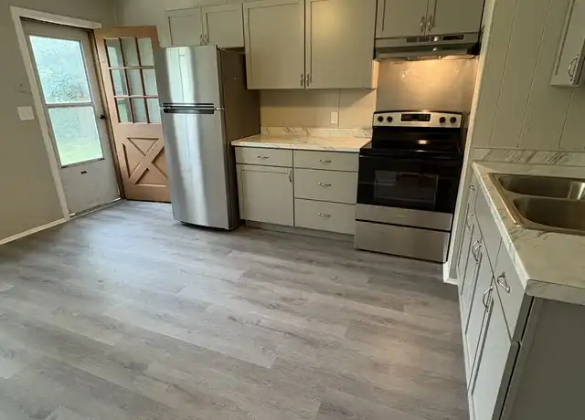 Property at 12609 Blue Ridge Blvd, Grandview, MO, 64030, 2 beds, 1 bath, [object Object]
