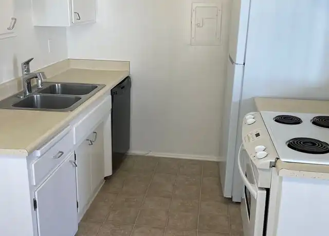 Property at 3115 E 5th St Unit 3, Long Beach, CA, 90814, 2 beds, 2 baths, [object Object]