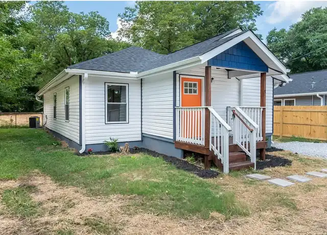 Property at 9 Judson Rd, Greenville, SC, 29611, 3 beds, 2 baths, [object Object]