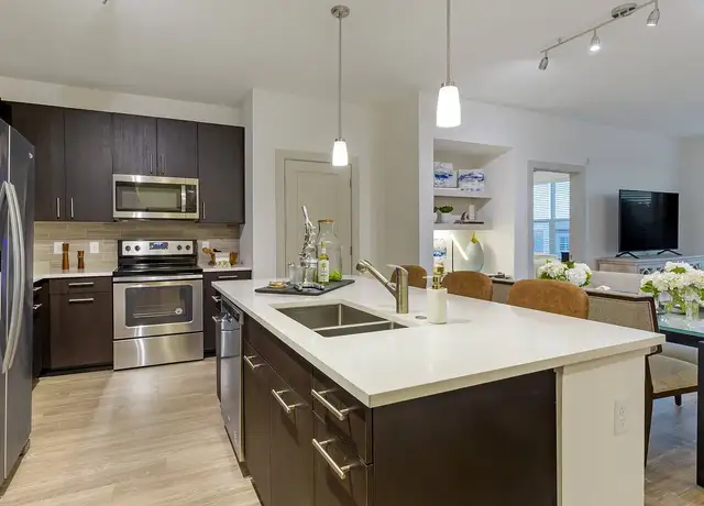 Photo of 1 Tech Vly Dr, Westford, MA 01886