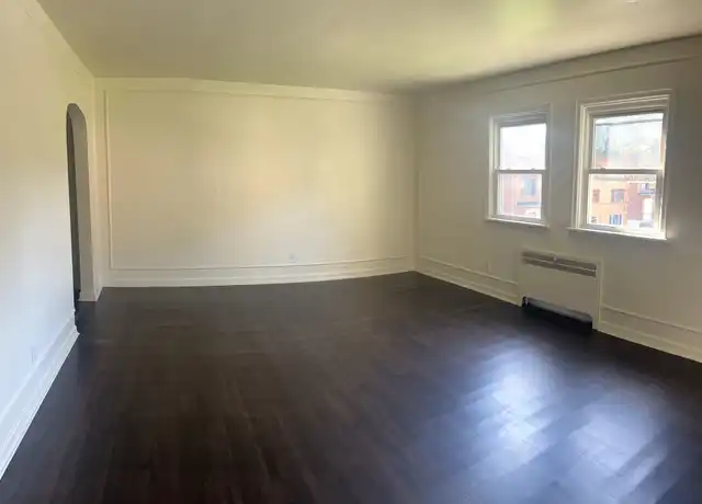 Property at 973 Debbe Ln Unit 5, Cincinnati, OH, 45229, 2 beds, 1 bath, [object Object]