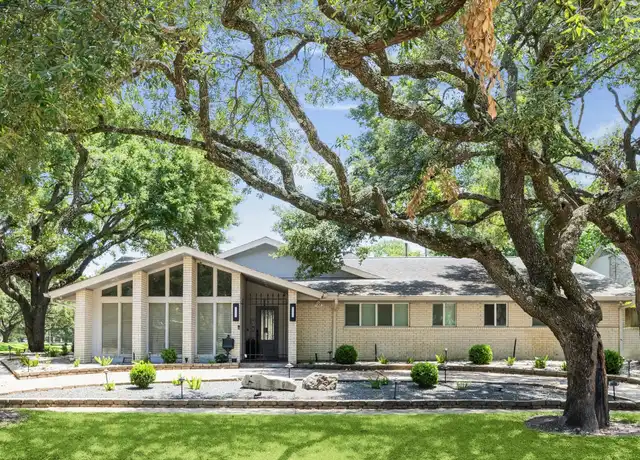 Property at 5223 Braesvalley Dr, Houston, TX, 77096, 4 beds, 4 baths, [object Object]