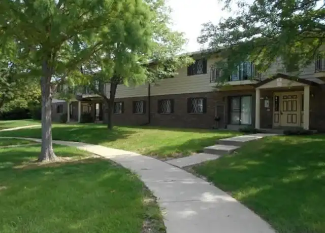 Property at 7710 W Dean Rd #2, Milwaukee, WI, 53223, 2 beds, 1.5 baths, [object Object]