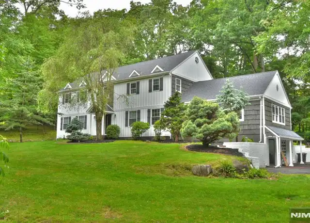 Property at 4 Adams Rd, Saddle River, NJ, 07458, 4 beds, 3 baths, [object Object]