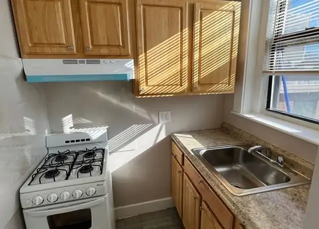 Property at 124 Central Ave Unit 21, Lynn, MA, 01901, 1 bed, 1 bath, [object Object]
