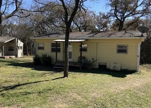 Property at 437 County Road 1768, Clifton, TX, 76634, 2 beds, 1 bath, [object Object]