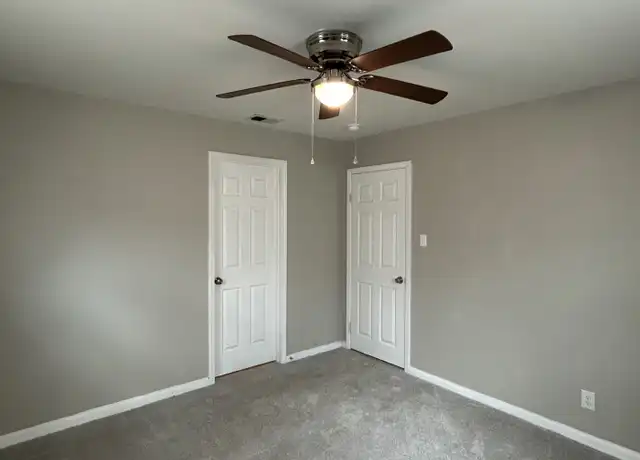 Property at 55 Oakview Dr, North Little Rock, AR, 72118, 4 beds, 2 baths, [object Object]