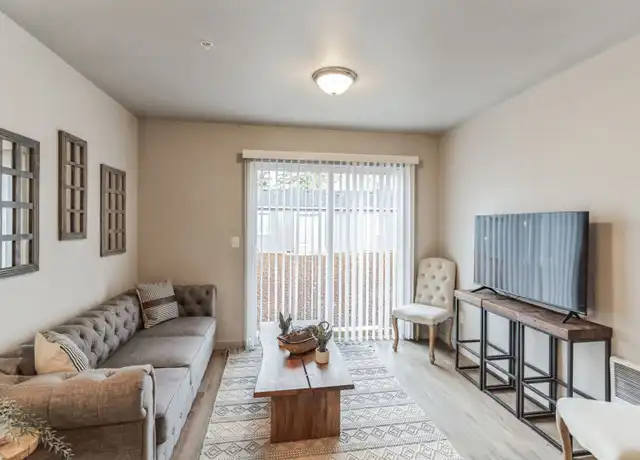 Property at 555 N River Rd Unit 13, Cottage Grove, OR, 97424, 2 beds, 1 bath, [object Object]